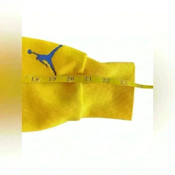 Golden State Warriors The Bay Alt Logo Pullover Hoodie Gold Yellow Air Jordan SM - Picture 8 of 9